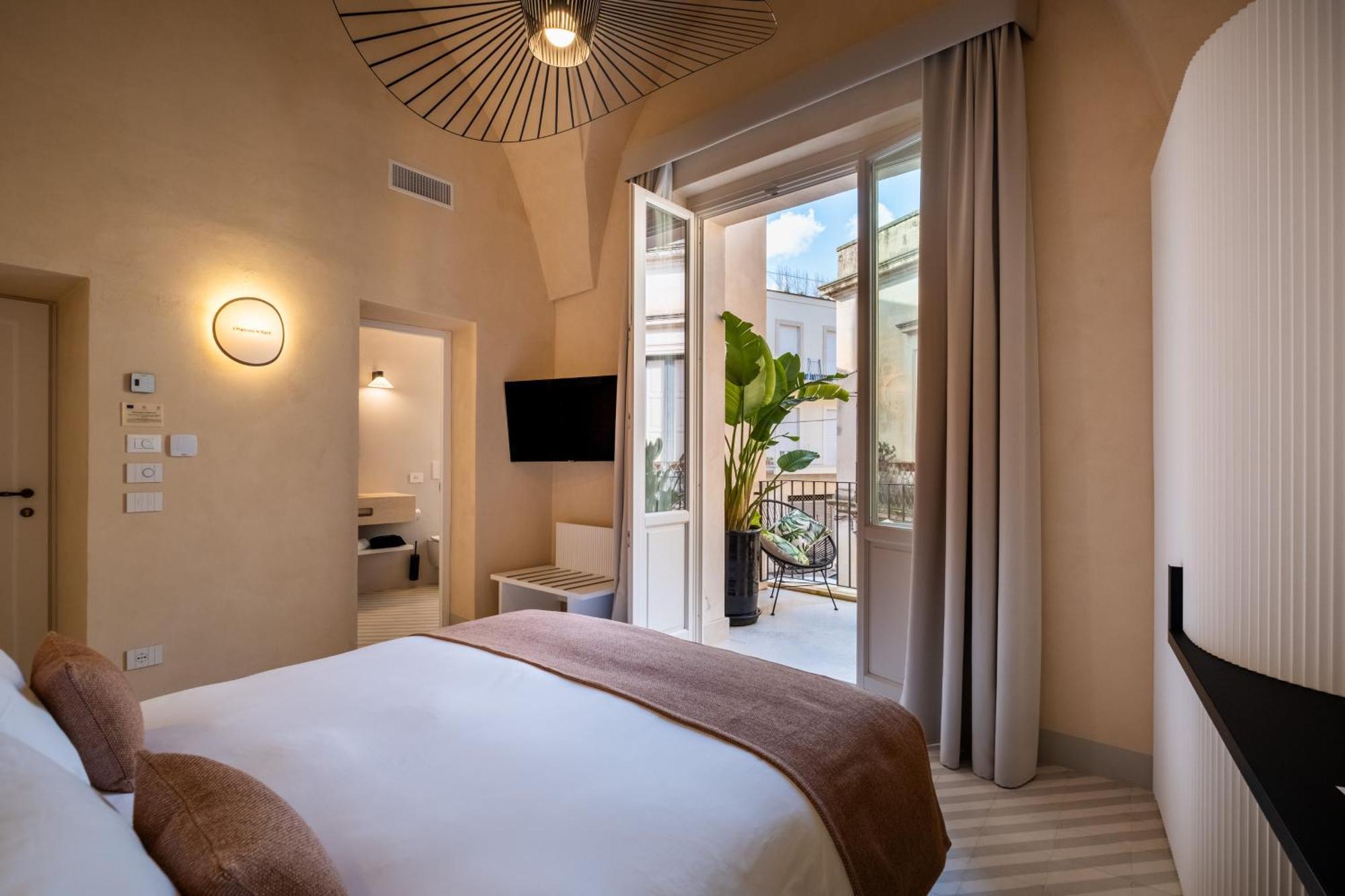 Palazzo Paisiello - Luxury Rooms 莱切 外观 照片
