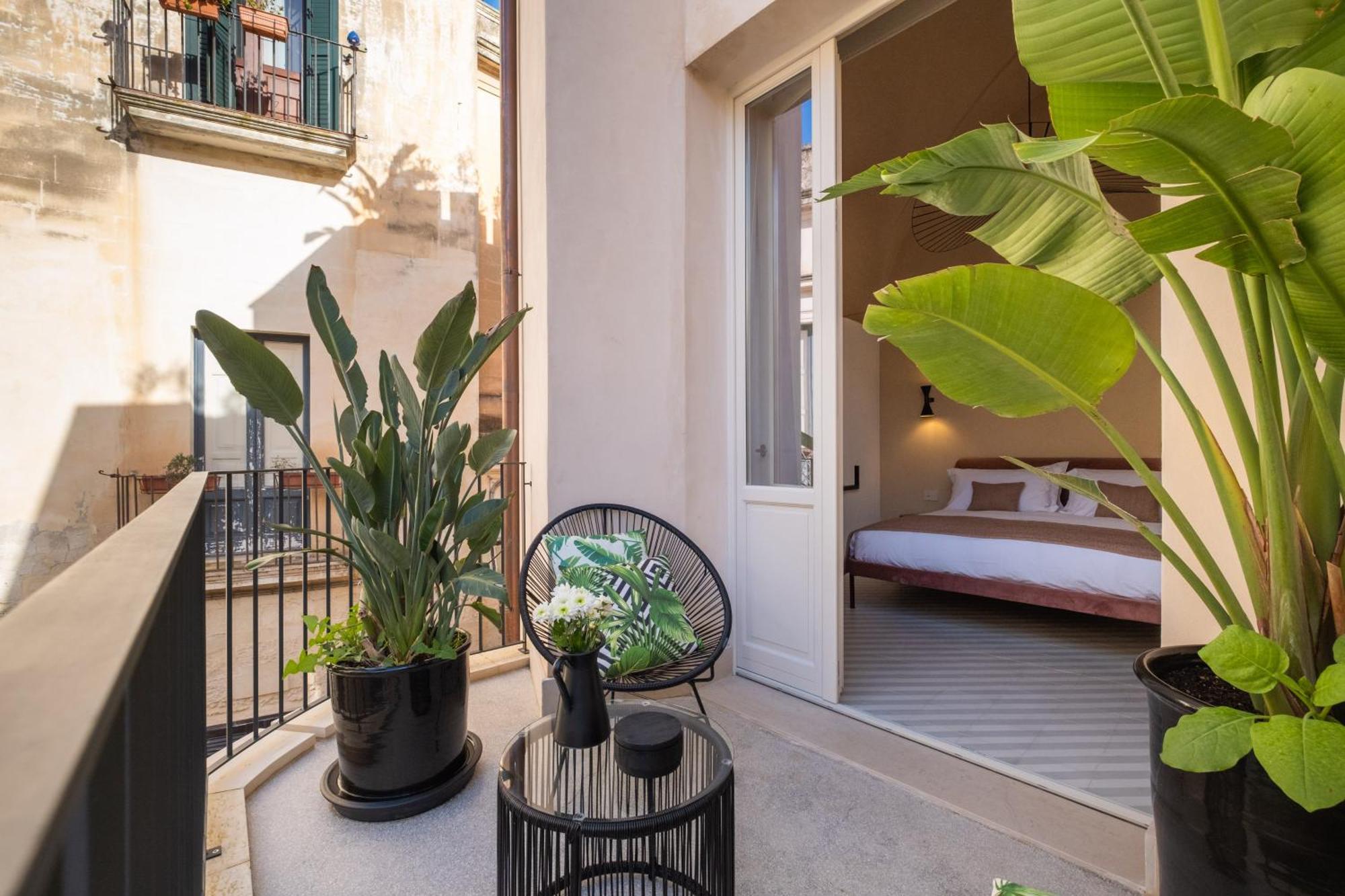 Palazzo Paisiello - Luxury Rooms 莱切 外观 照片