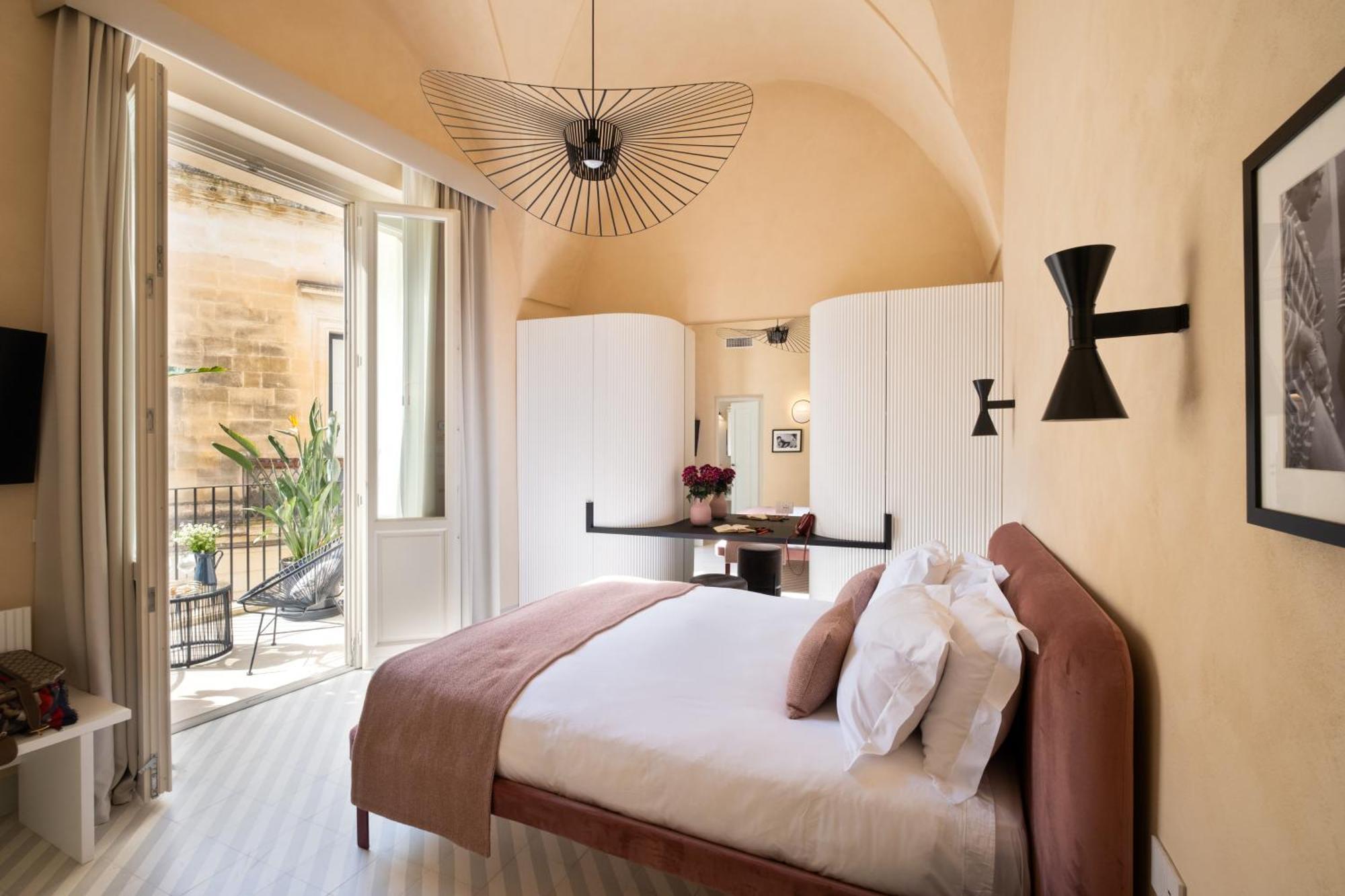 Palazzo Paisiello - Luxury Rooms 莱切 外观 照片